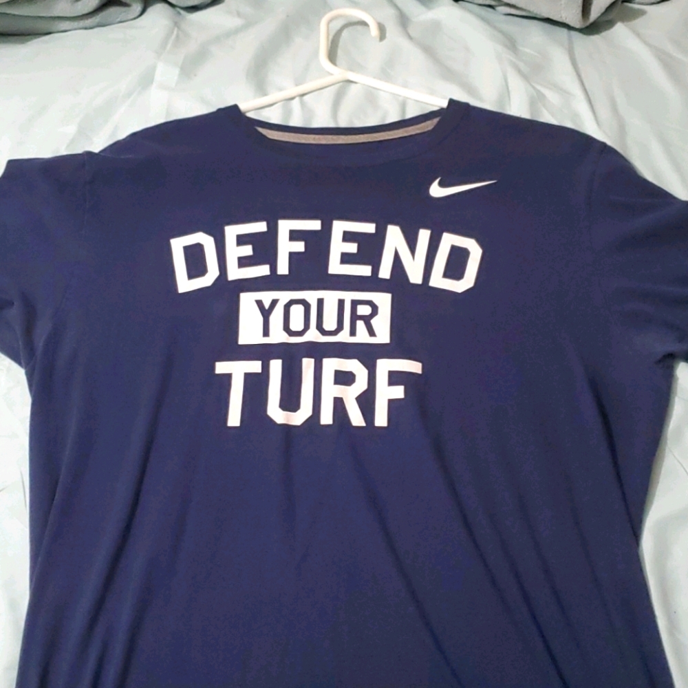 Large and x large t shirts. - Picture 1 of 16
